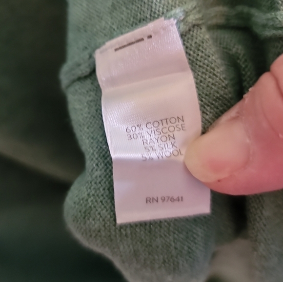 NWT J. Jill Lightweight V-neck Sweater Large Cotton Silk Wool Blend Muted Green - Picture 5 of 5